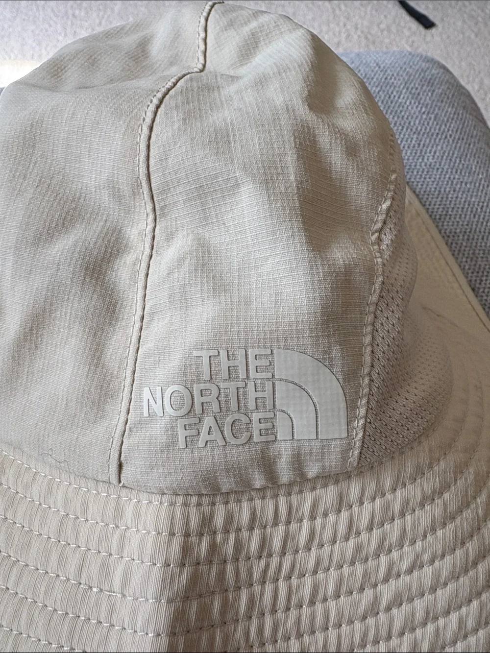 The North Face Bucket Brimmer Hat Women’s Size S/M